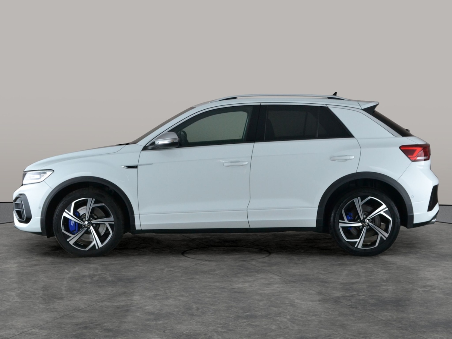 Used Volkswagen T-Roc 2023 for sale - 77688719: Photo 12