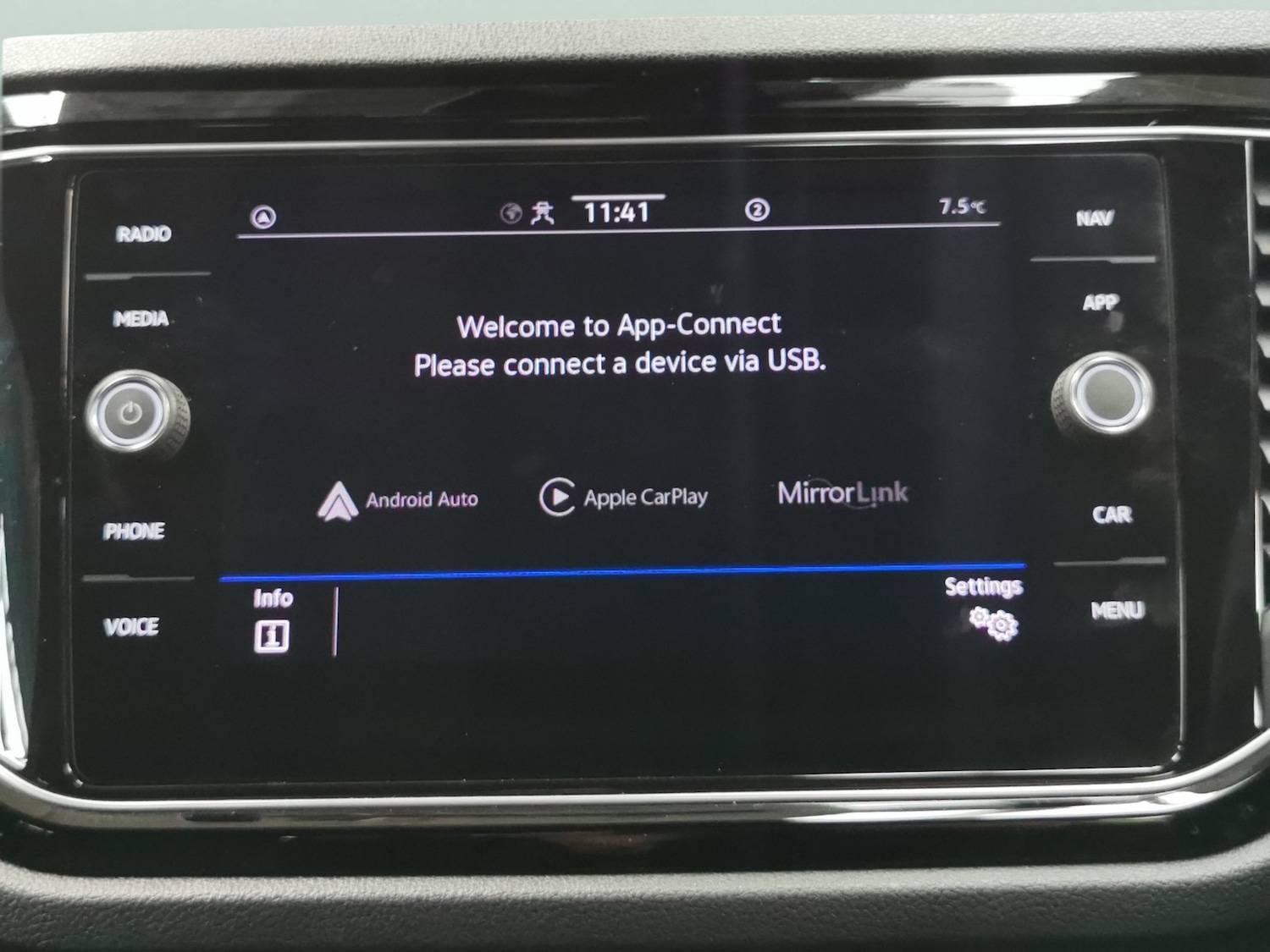 Used Volkswagen T-Roc 2021 for sale - 77462252: Photo 14