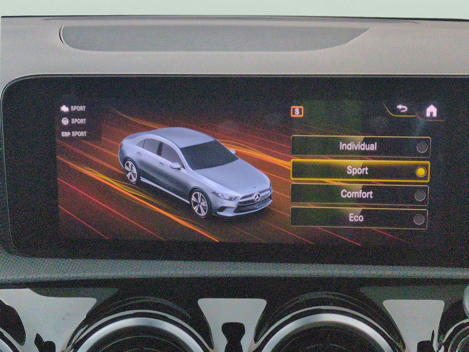 Used Mercedes-Benz A-Class 2023 for sale - 77617523: Photo 17