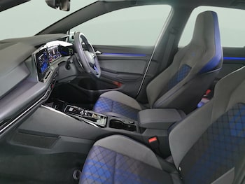 Used Volkswagen Golf 2023 for sale - 78252556: Photo