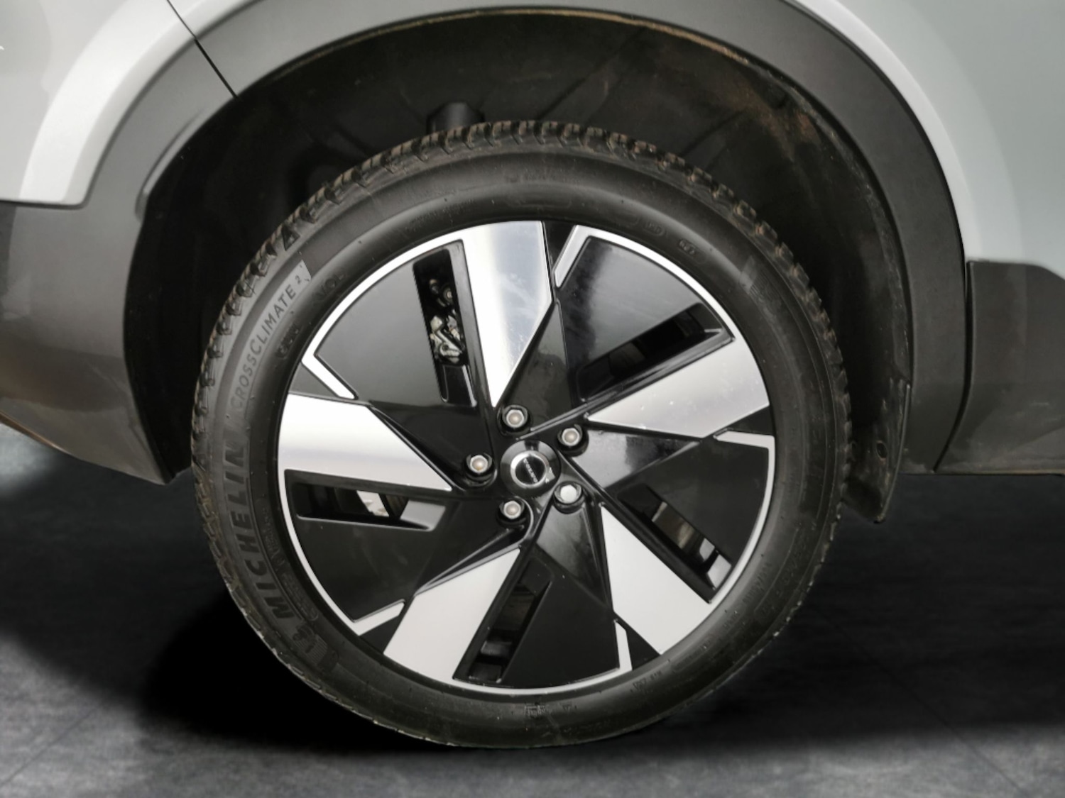 Used Volvo C40 2024 for sale - 76935210: Photo 26