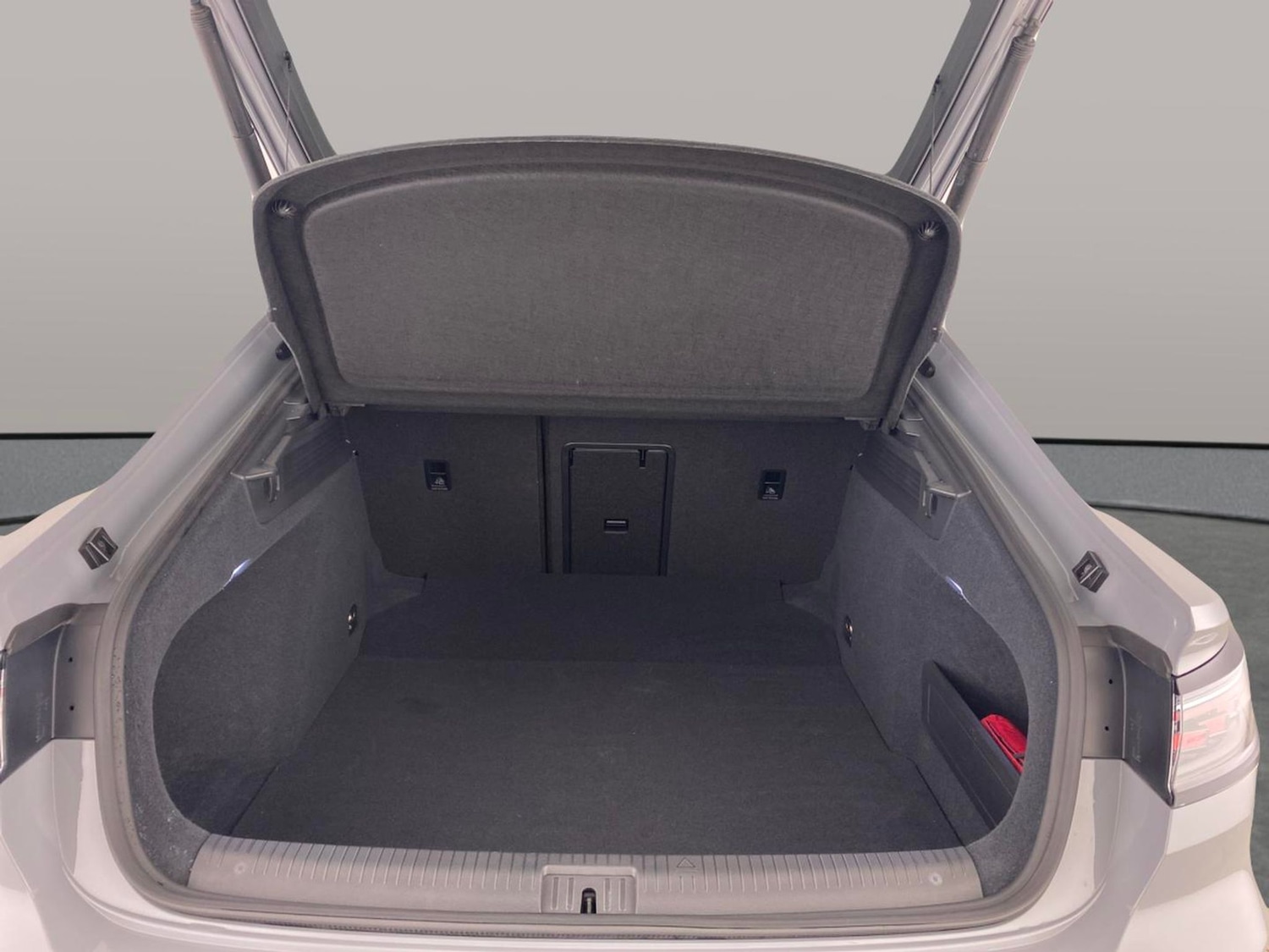 Used Volkswagen Arteon 2023 for sale - 78107835: Photo 7