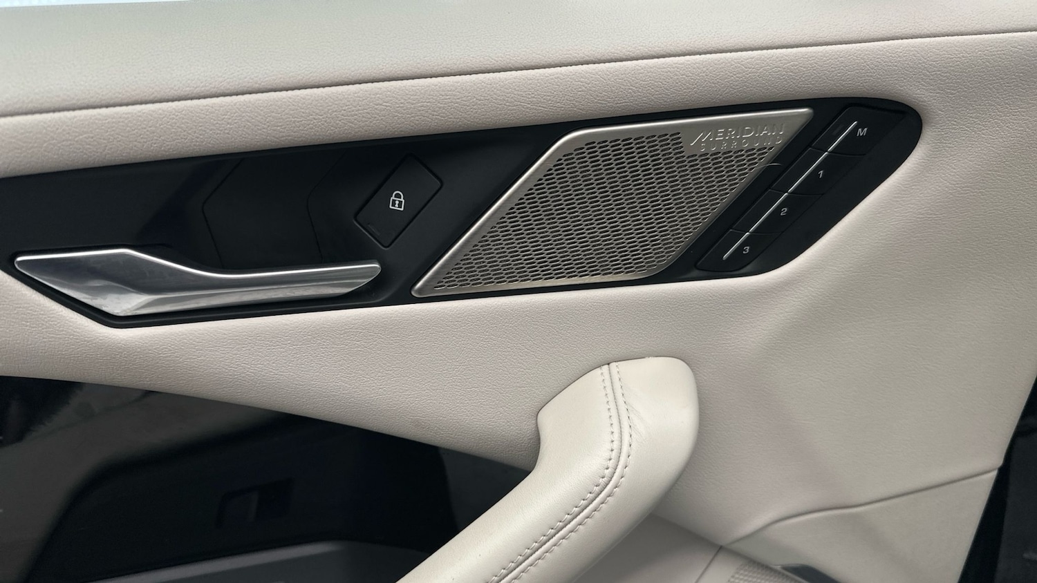 Used Jaguar I-Pace 2020 for sale - 76856891: Photo 21