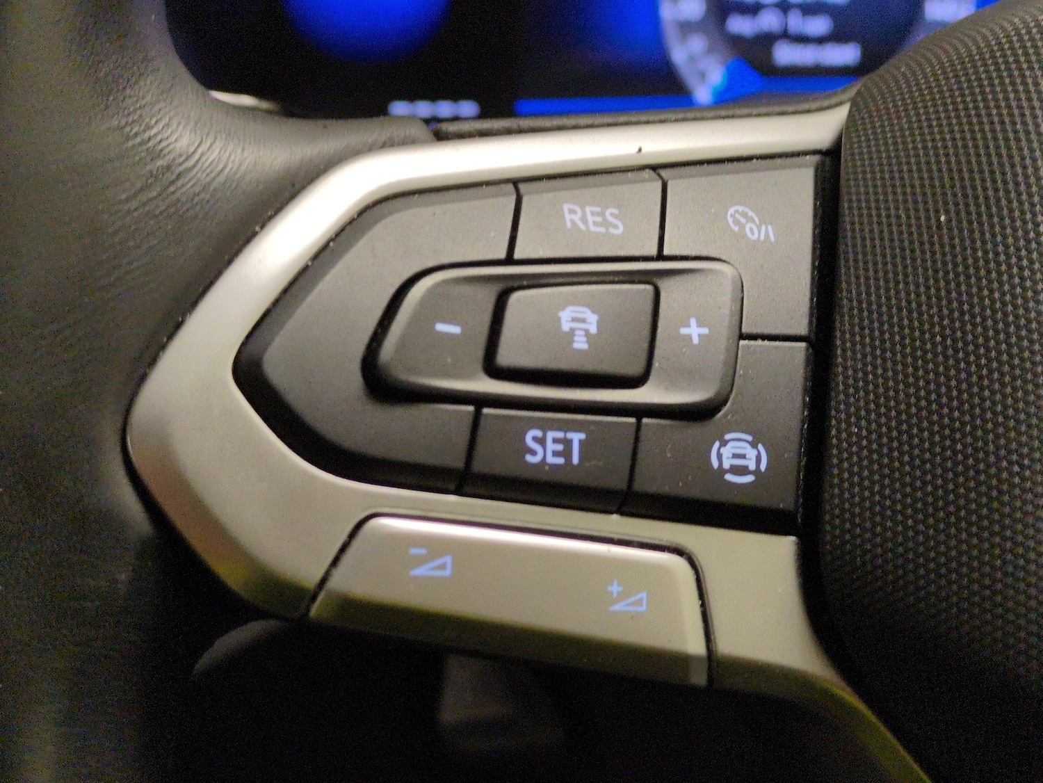 Used Volkswagen T-Cross 2023 for sale - 78207301: Photo 18