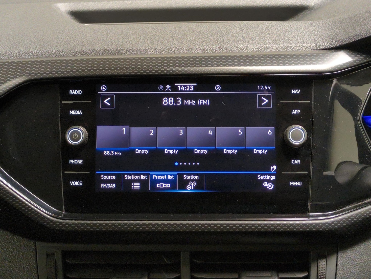 Used Volkswagen T-Cross 2023 for sale - 78207301: Photo 5