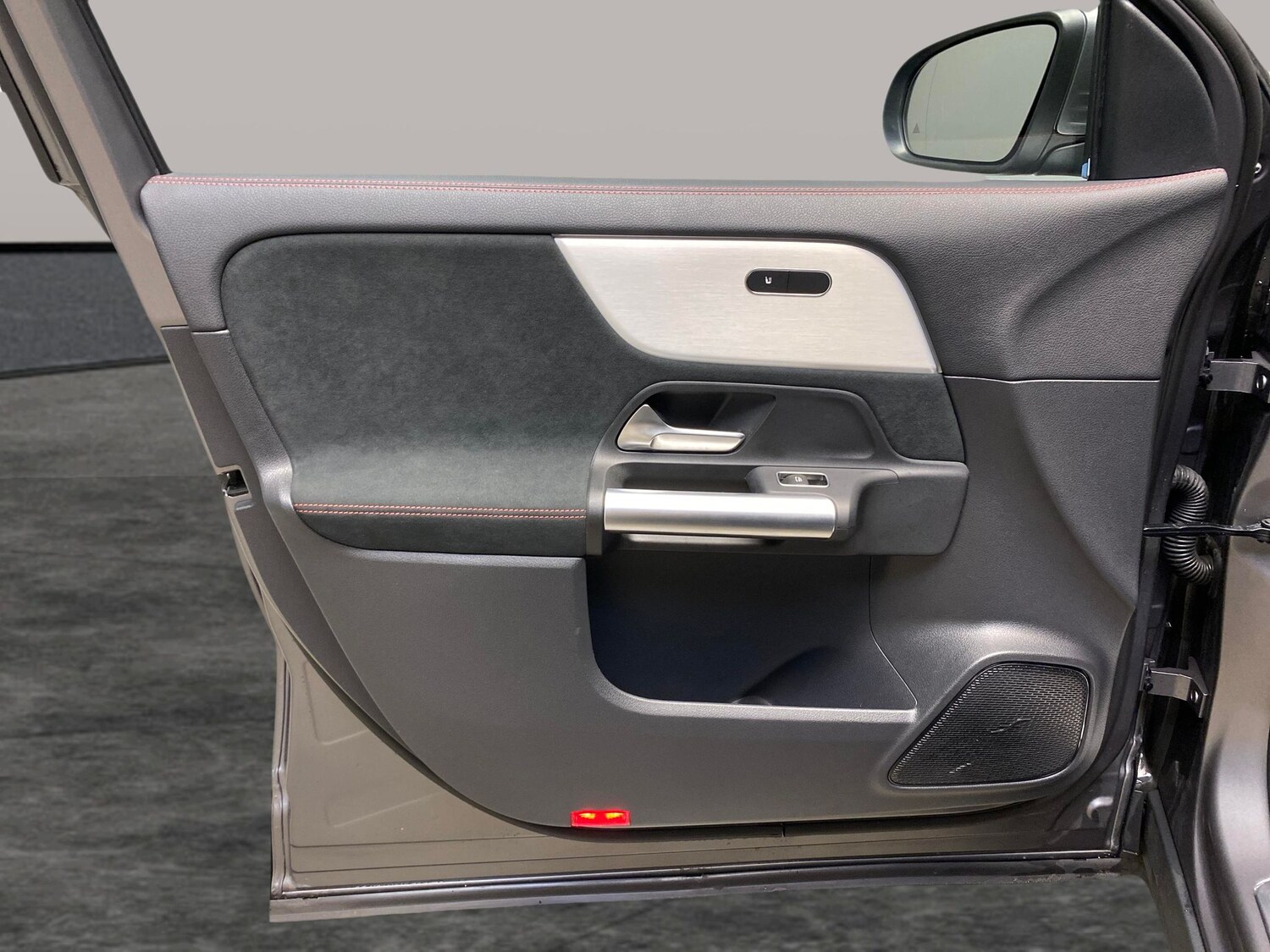 Used Mercedes-Benz EQA 2023 for sale - 77917008: Photo 28