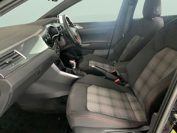 Used Volkswagen Polo 2023 for sale - 76935125: Photo