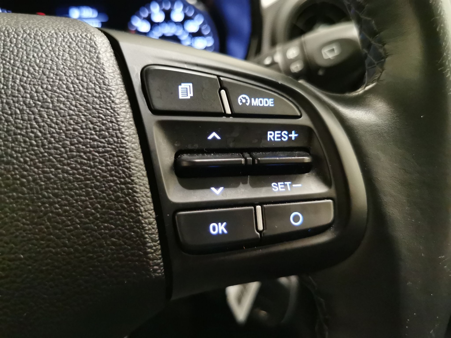 Used Hyundai i10 2023 for sale - 77293784: Photo 18