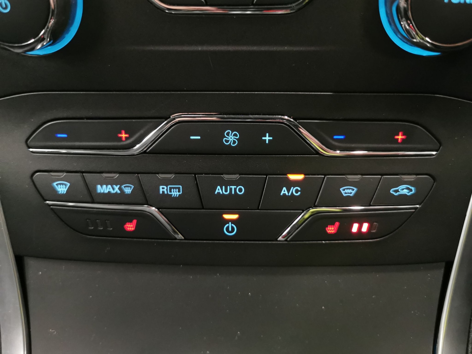 Used Ford Galaxy 2018 for sale - 77012125: Photo 17