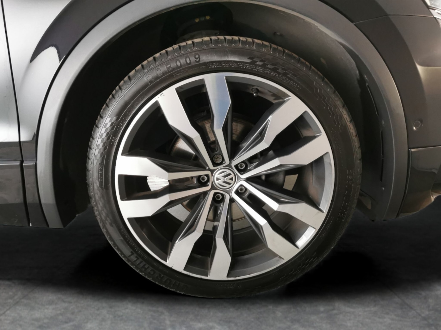 Used Volkswagen Tiguan 2020 for sale - 76477645: Photo 31