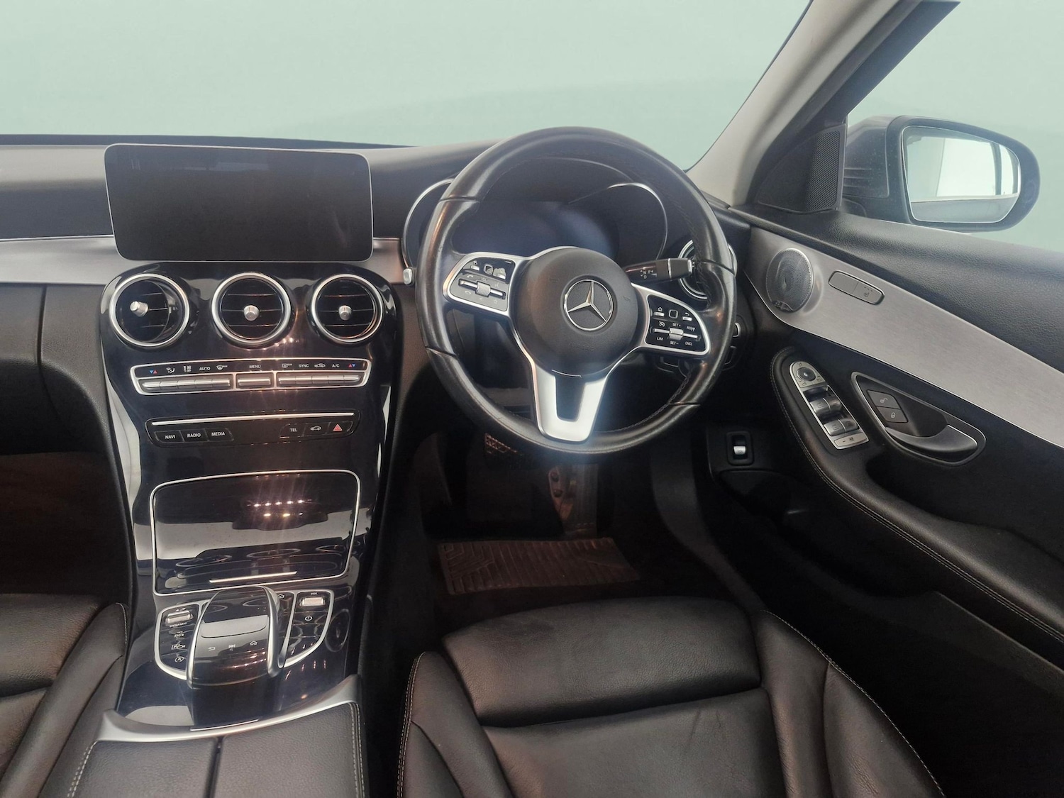 Used Mercedes-Benz C Class 2020 for sale - 76599737: Photo 18