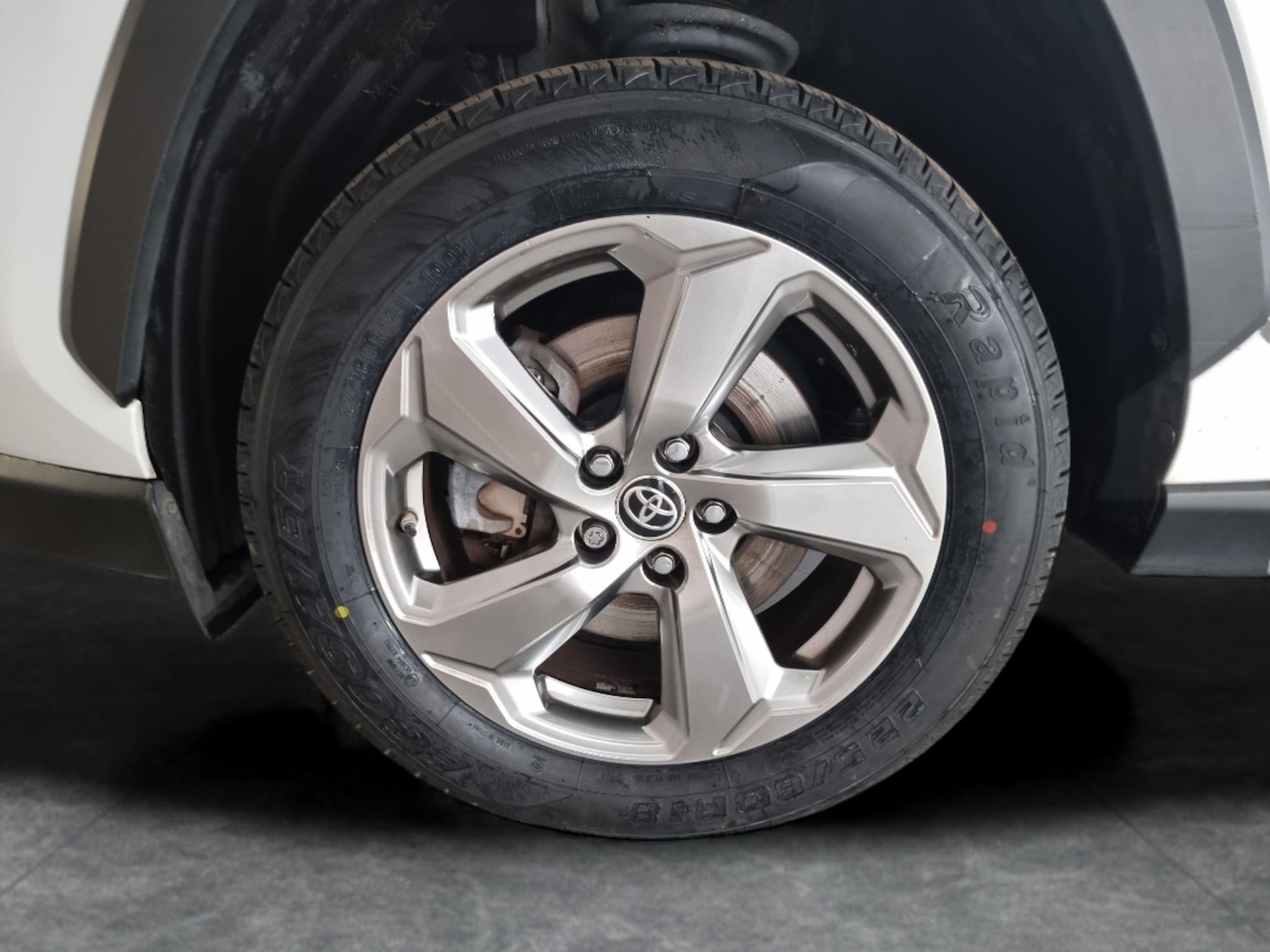 Used Toyota RAV4 2021 for sale - 76722626: Photo 23