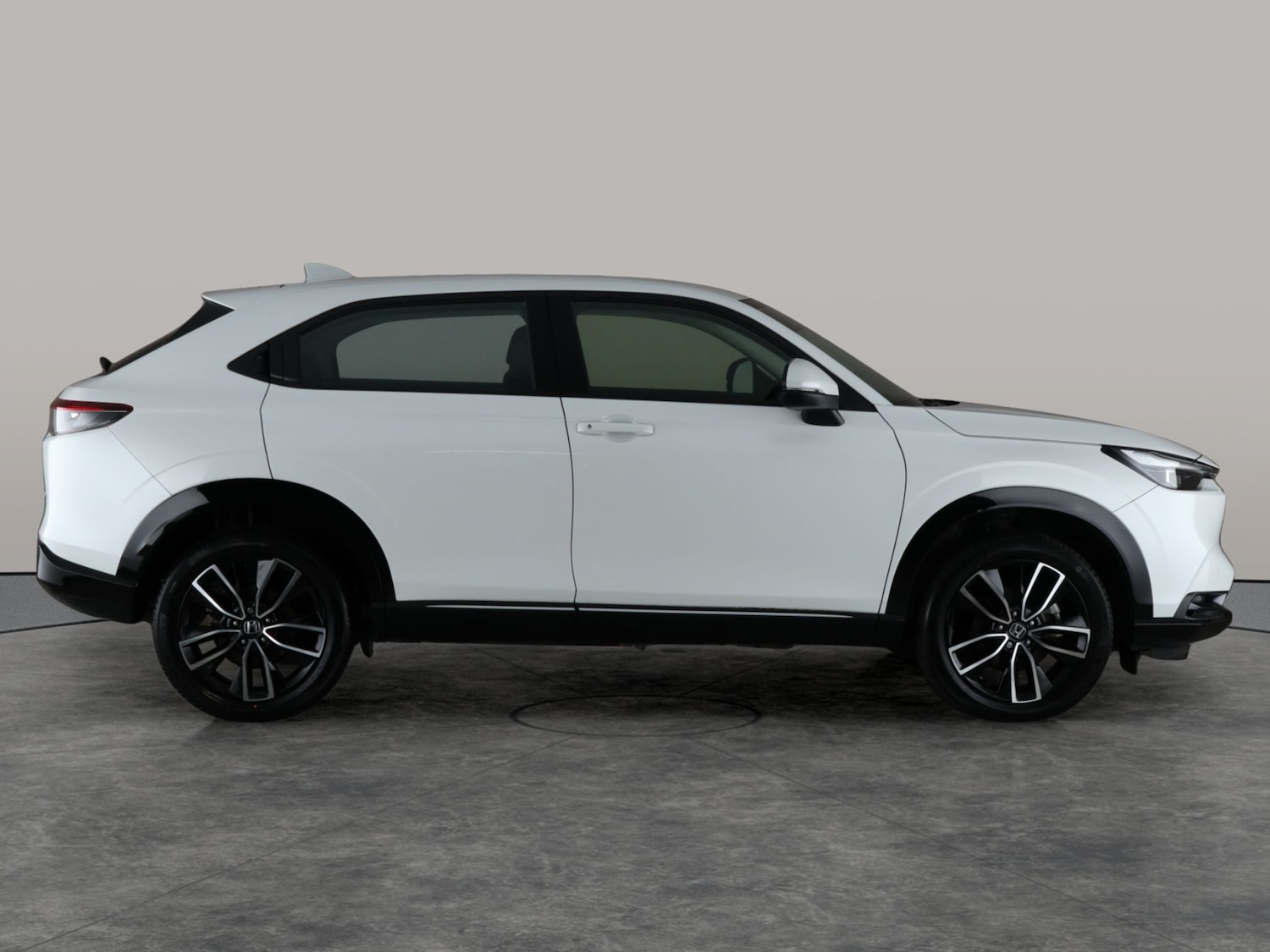 Used Honda HR-V 2023 for sale - 77054987: Photo 9