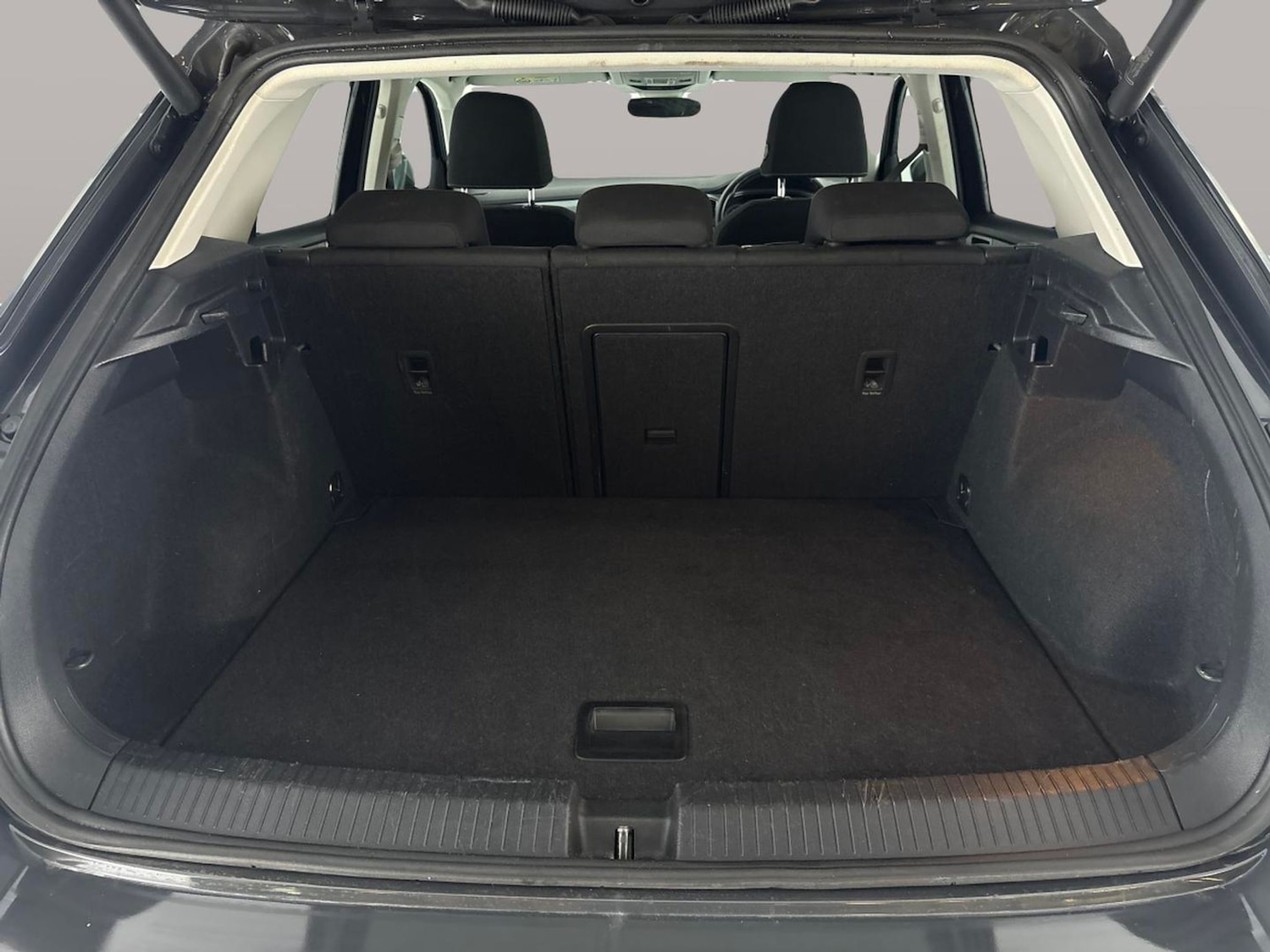 Used Volkswagen T-Roc 2021 for sale - 76777845: Photo 31