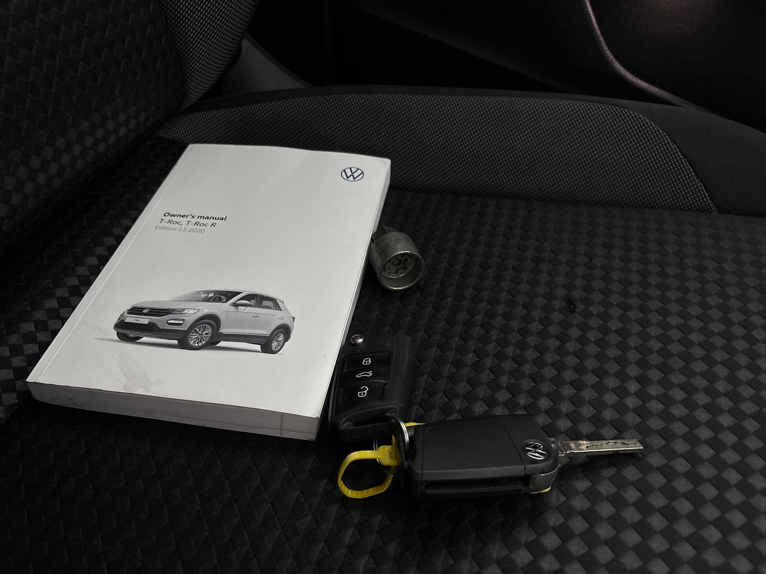 Used Volkswagen T-Roc 2021 for sale - 76777845: Photo 32