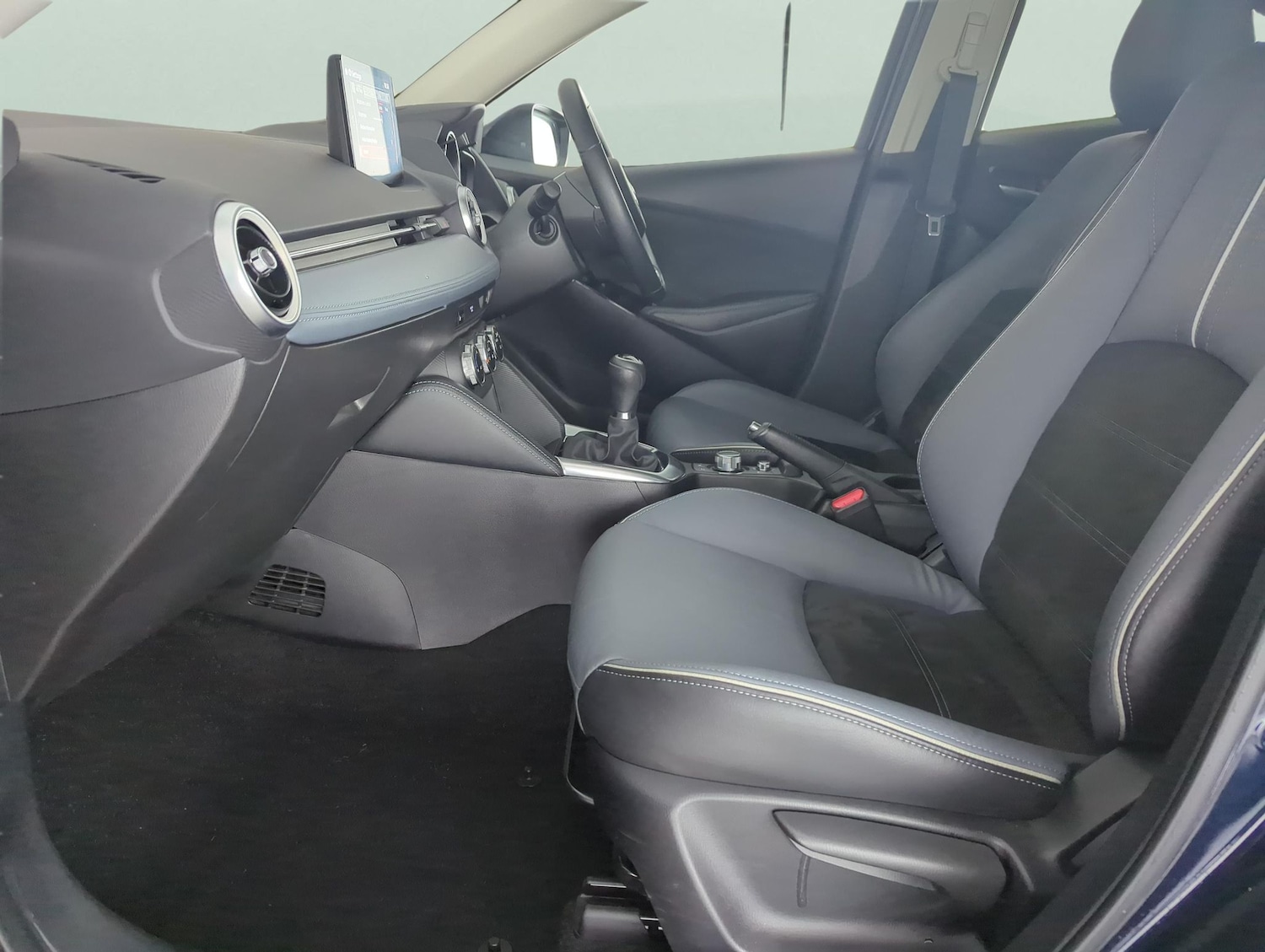 Used Mazda Mazda2 2022 for sale - 77476742: Photo 4