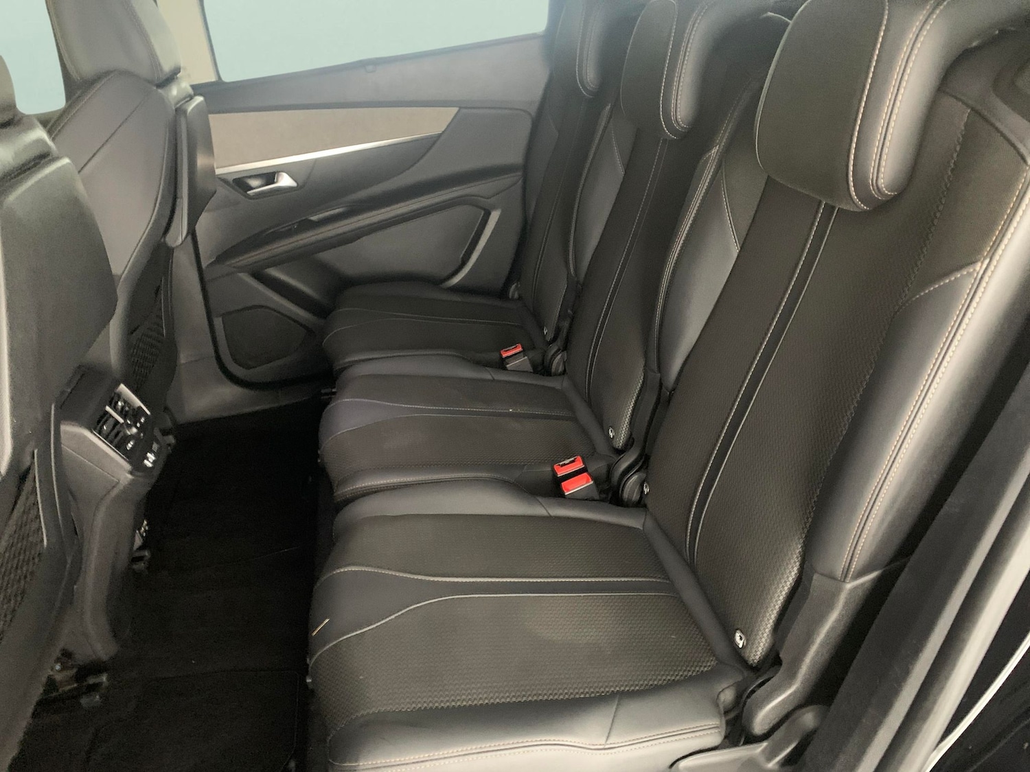 Used Peugeot 5008 2022 for sale - 76467573: Photo 35