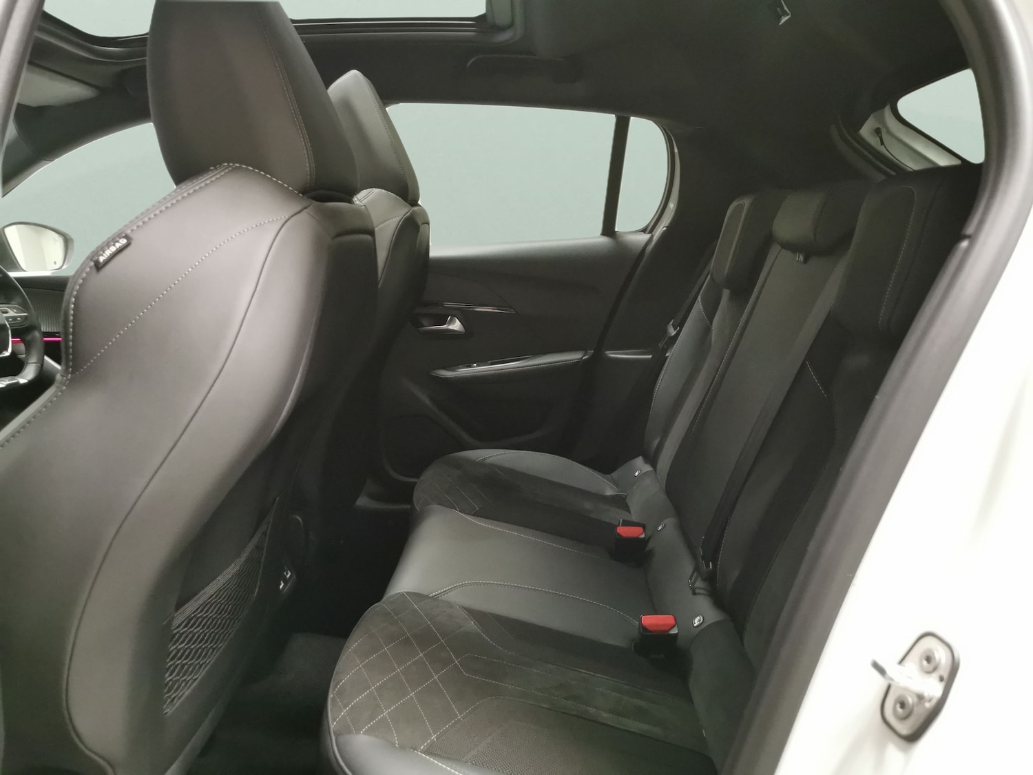 Used Peugeot 208 2022 for sale - 77262125: Photo 24