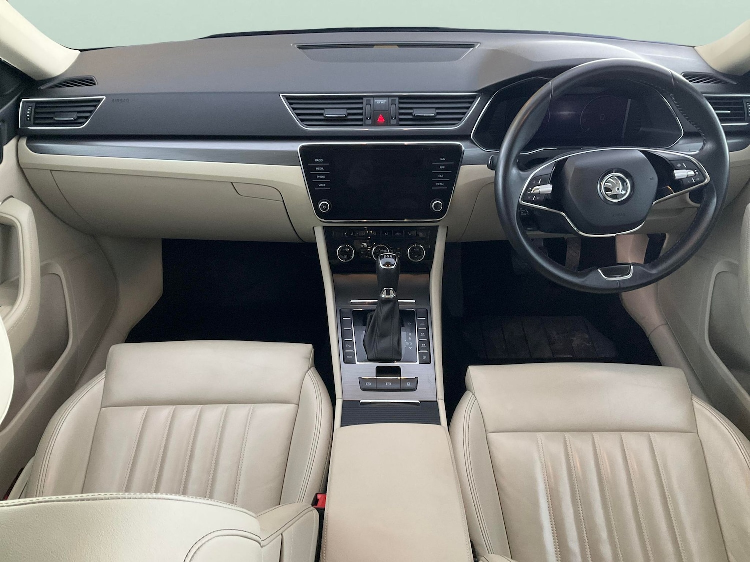 Used Skoda Superb 2021 for sale - 76969518: Photo 7