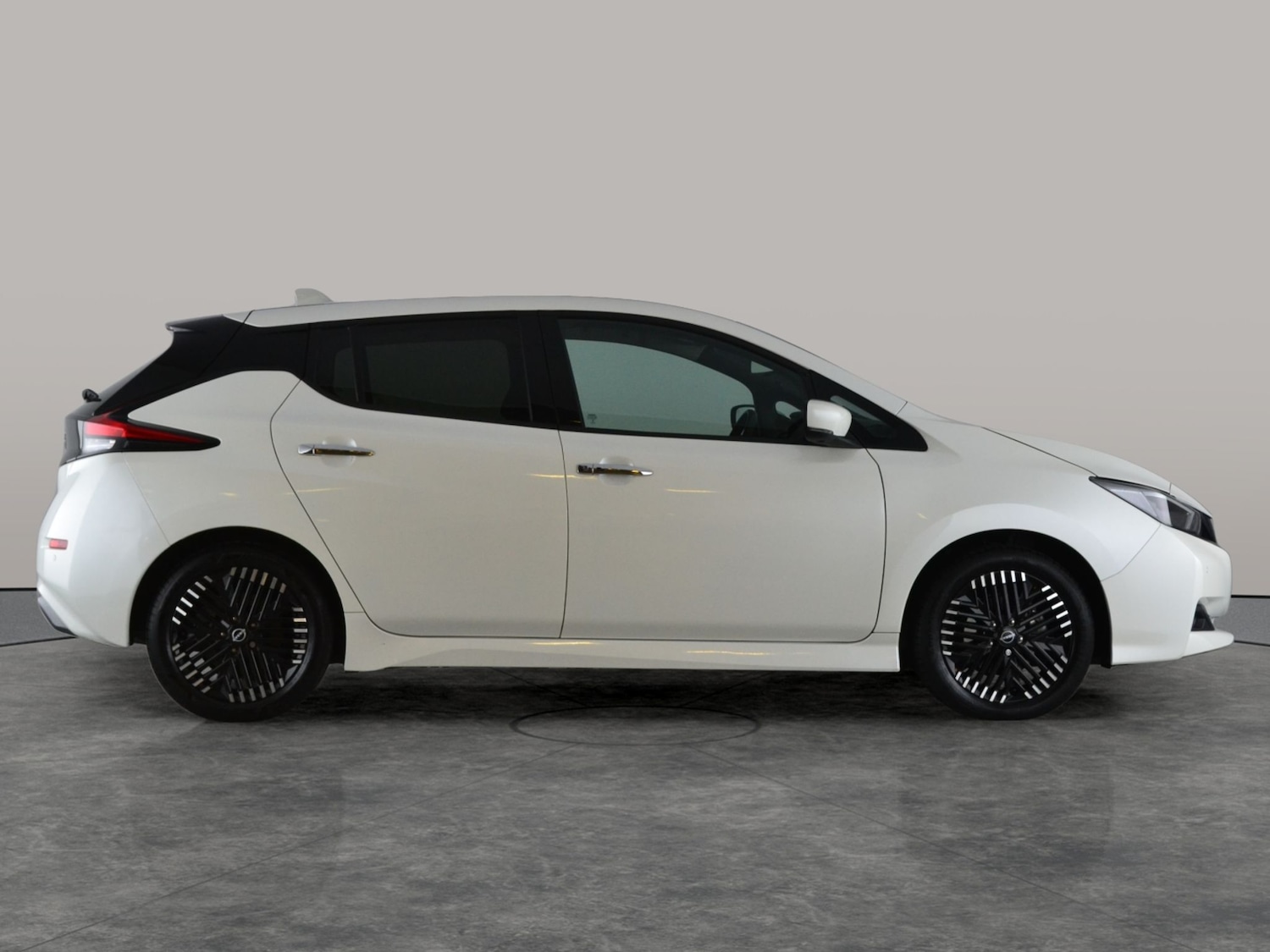 Used Nissan Leaf 2022 for sale - 76330913: Photo 17
