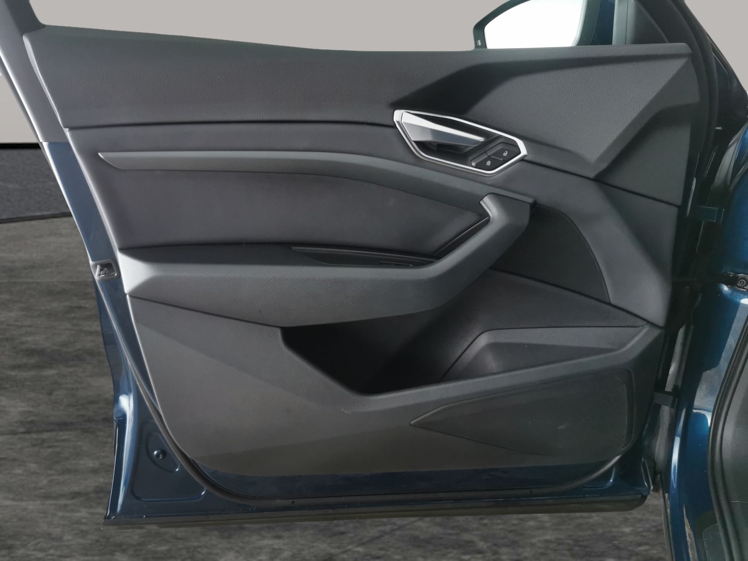 Used Audi e-tron 2020 for sale - 77634886: Photo 31