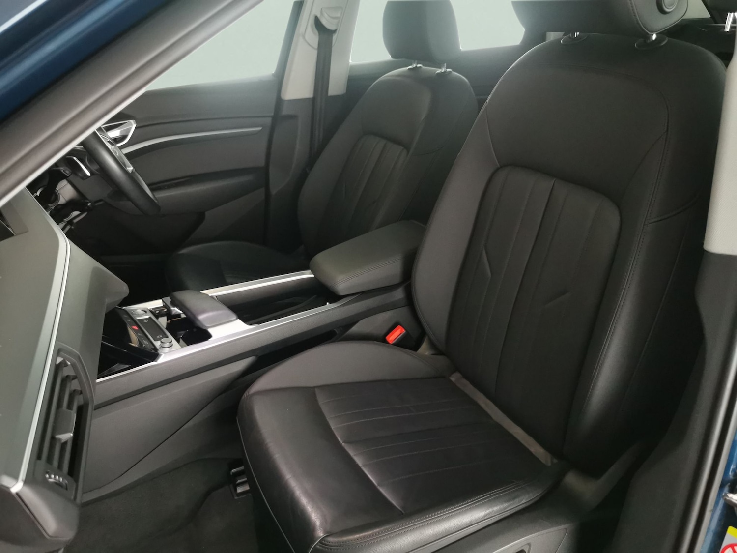 Used Audi e-tron 2020 for sale - 77634886: Photo 7