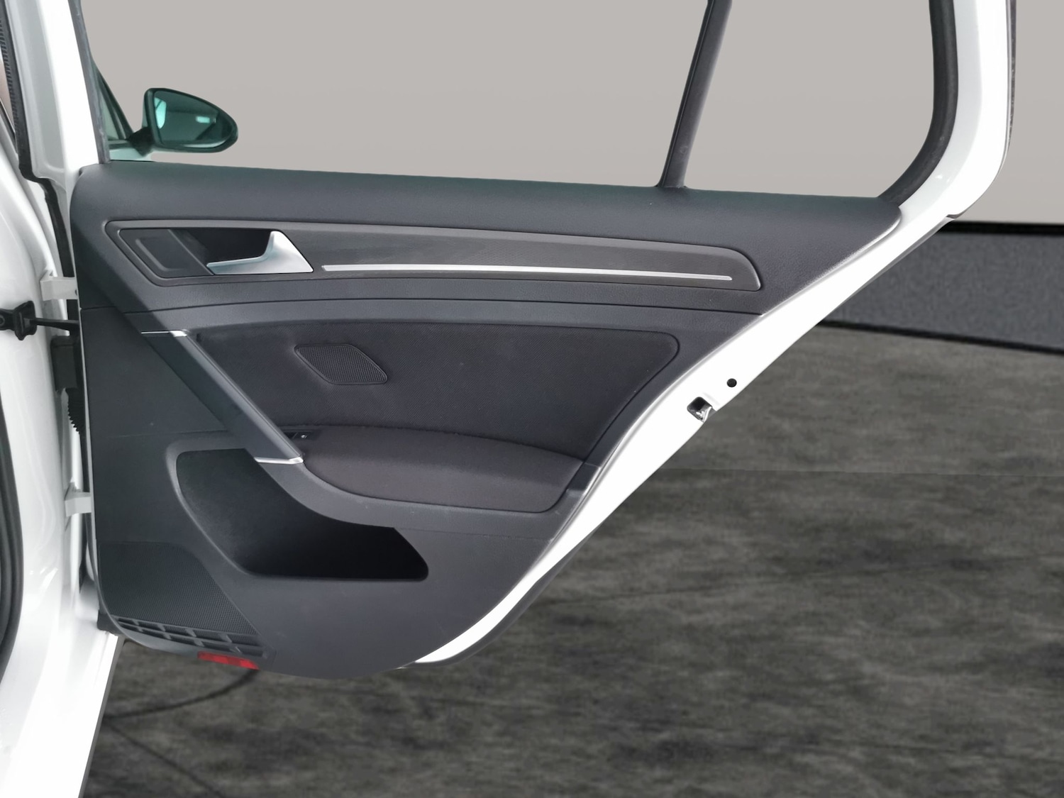 Used Volkswagen Golf 2018 for sale - 77116567: Photo 26