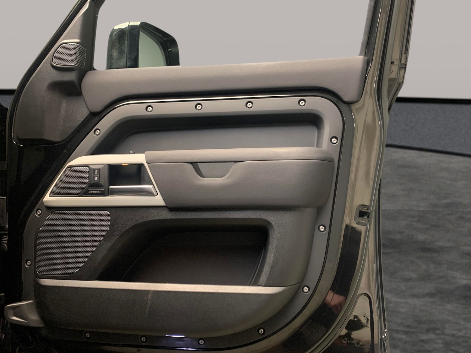 Used Land Rover Defender 2022 for sale - 77665409: Photo 36