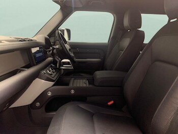 Used Land Rover Defender 2022 for sale - 77665409: Photo