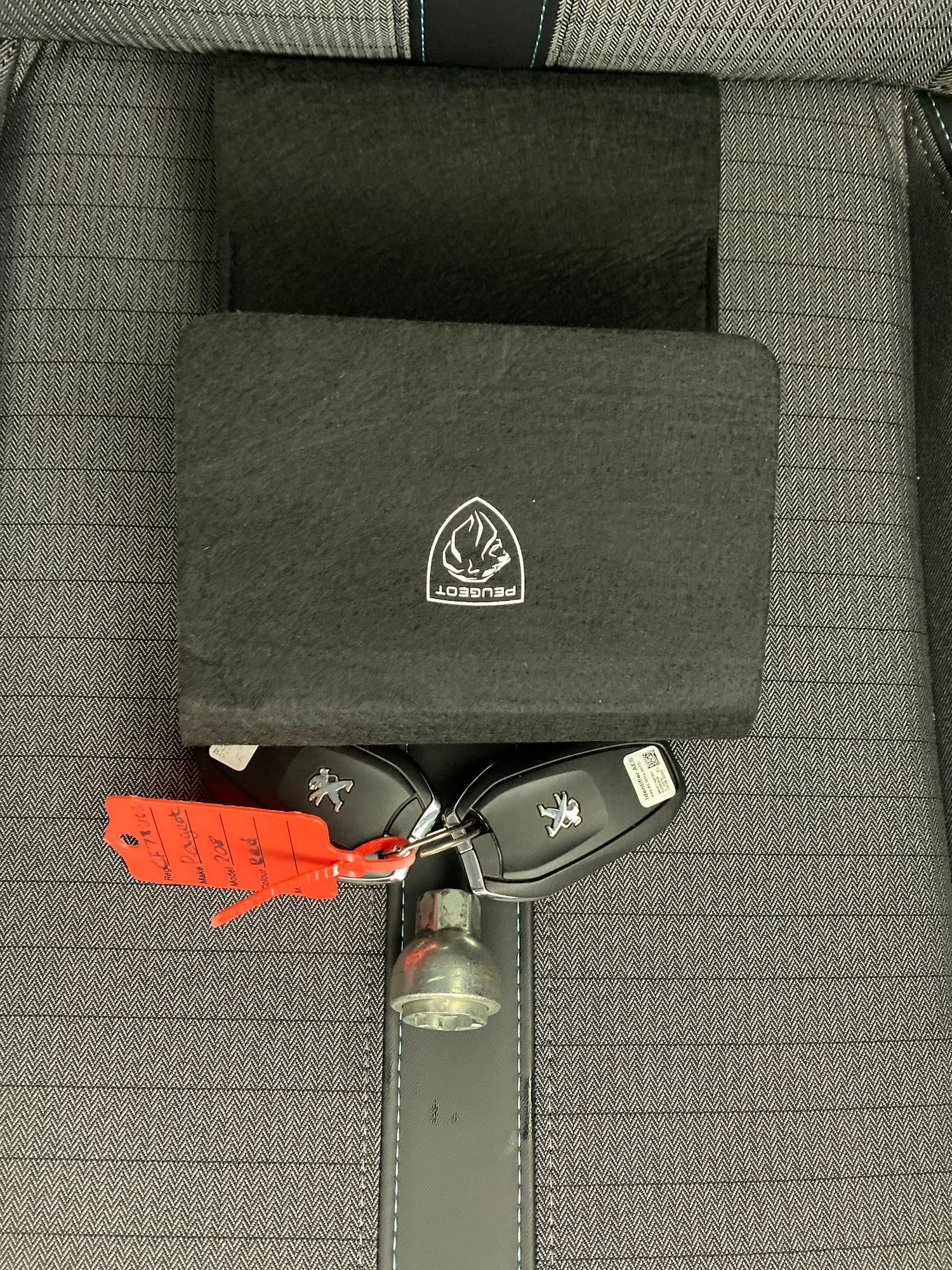 Used Peugeot 208 2023 for sale - 77946760: Photo 27