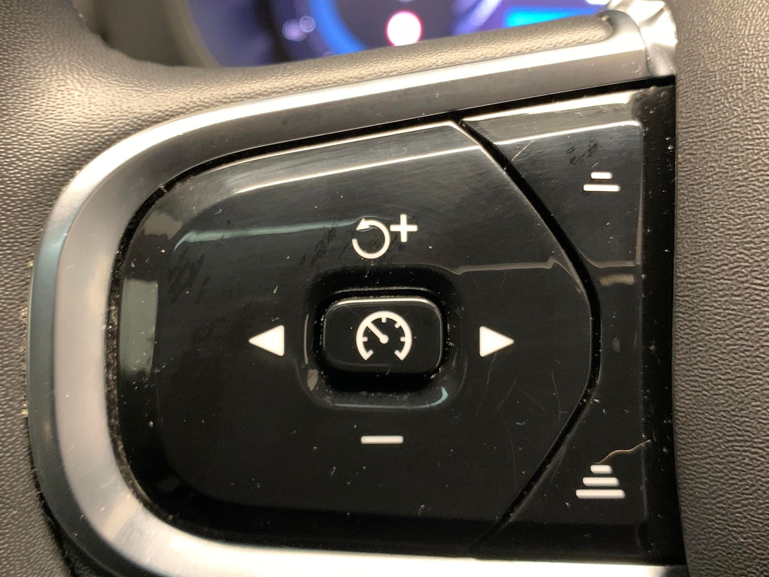 Used Volvo XC60 2021 for sale - 77127990: Photo 17