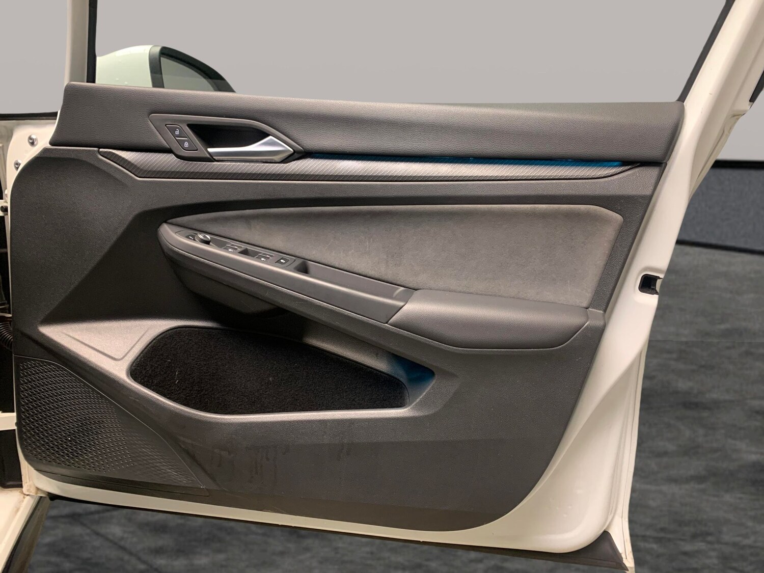 Used Volkswagen Golf for sale - 77364905: Photo 28