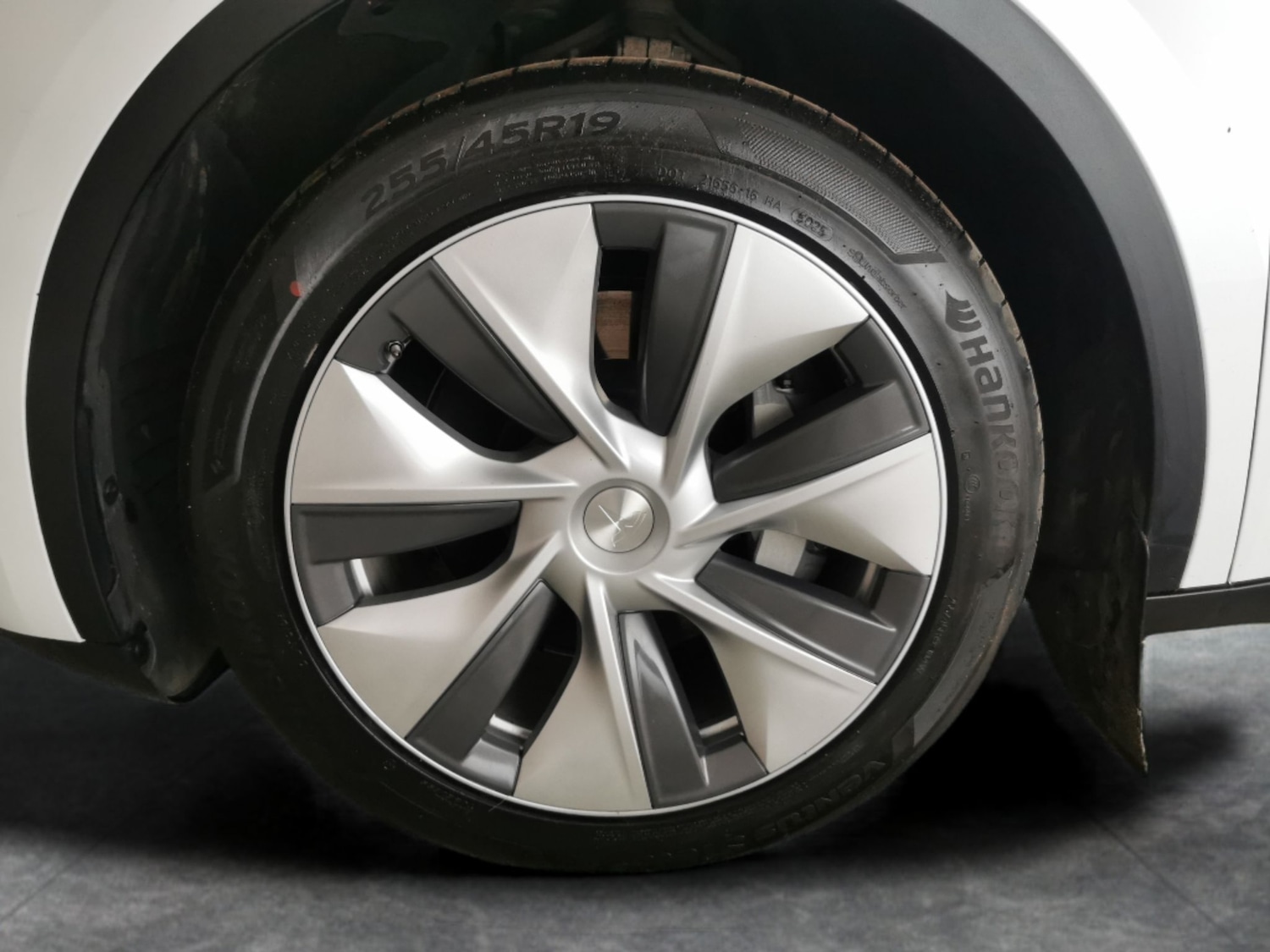 Used Tesla Model Y 2023 for sale - 78159607: Photo 28