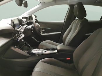 Used Peugeot 208 2023 for sale - 78380493: Photo