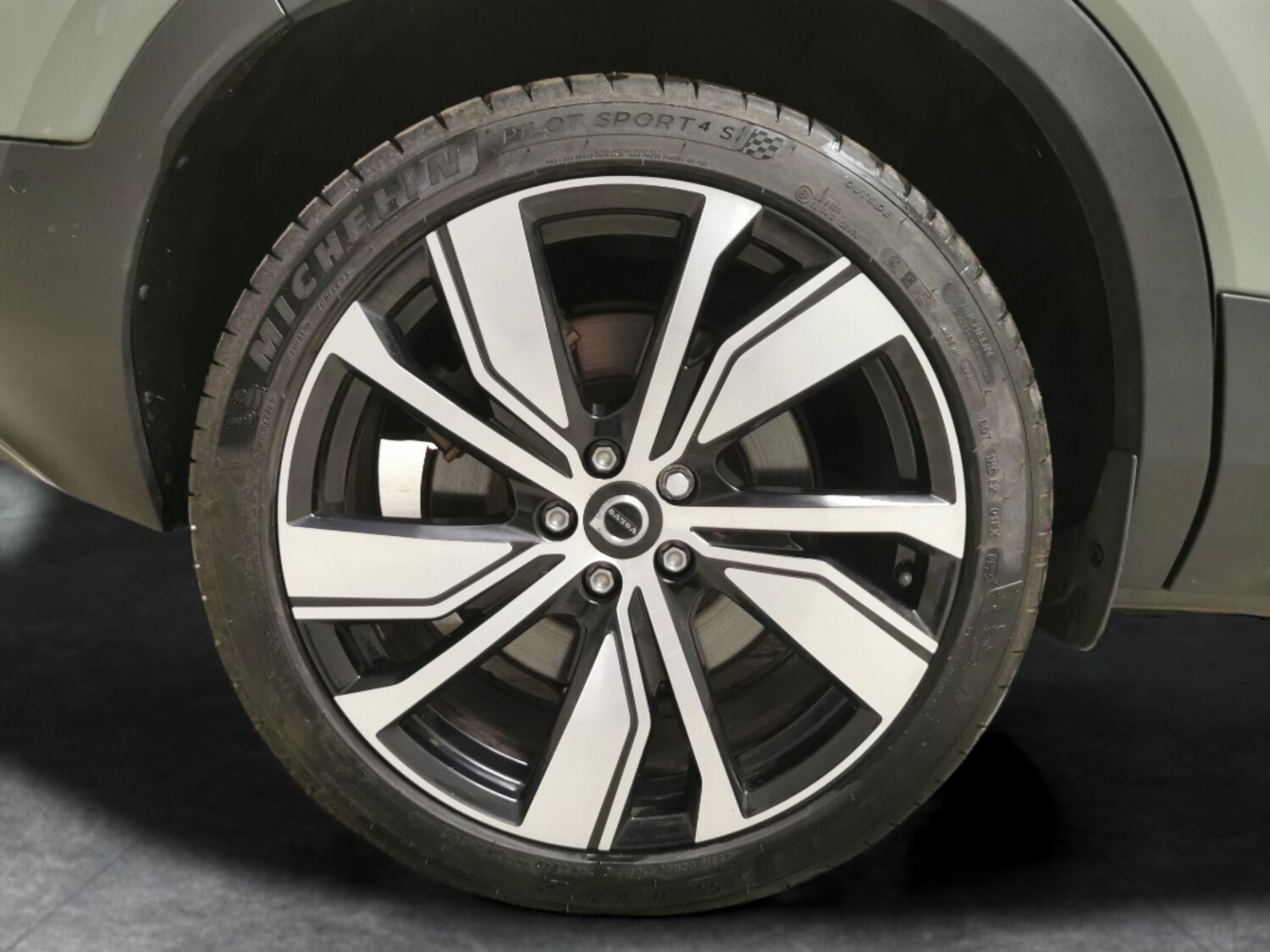 Used Volvo XC40 2022 for sale - 77903714: Photo 25