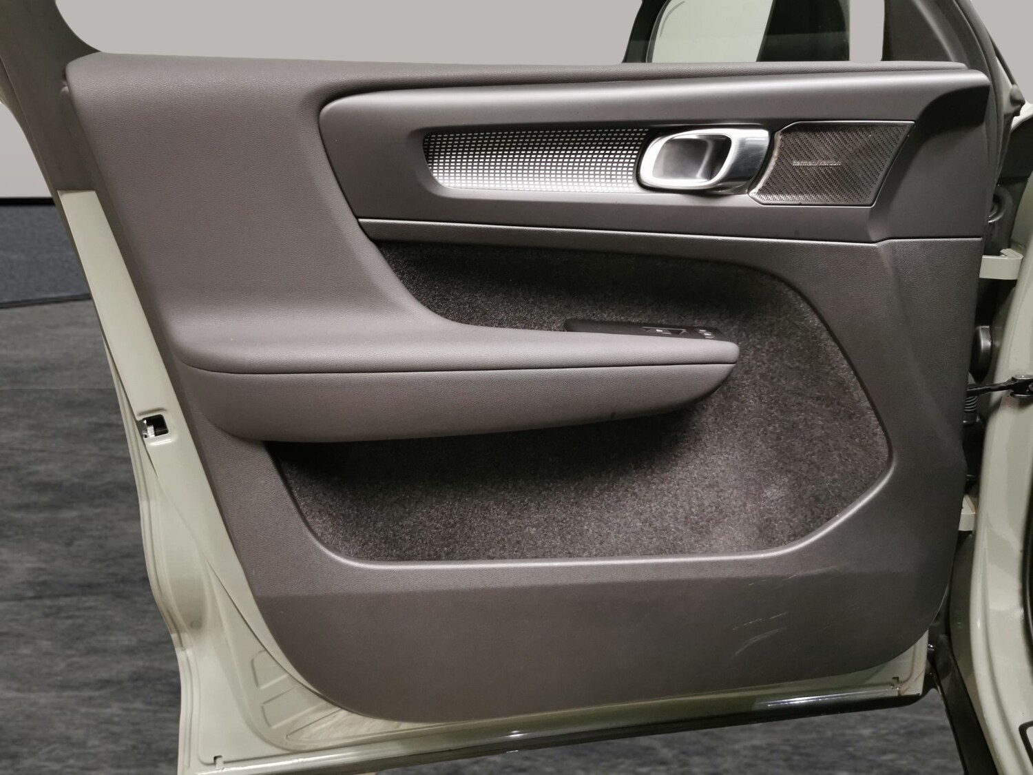 Used Volvo XC40 2022 for sale - 77903714: Photo 27