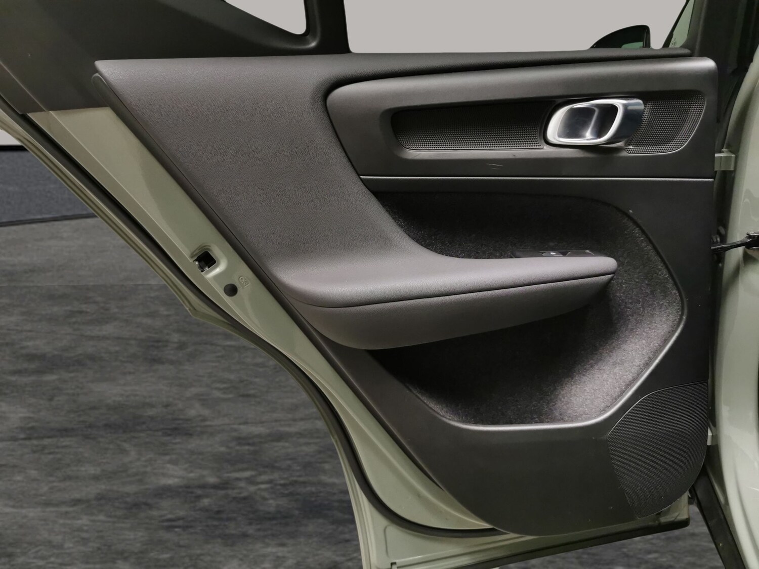 Used Volvo XC40 2022 for sale - 77903714: Photo 28