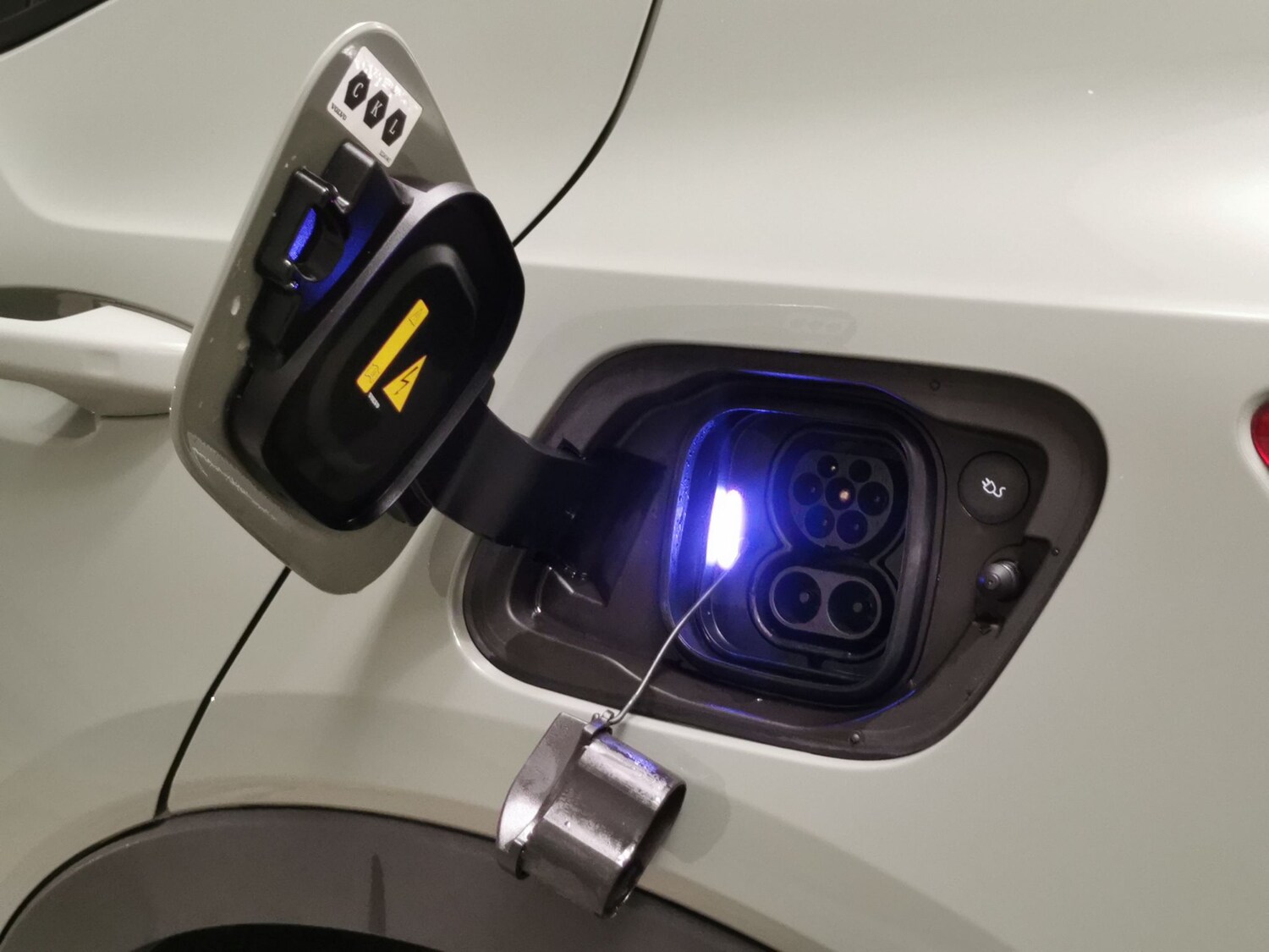 Used Volvo XC40 2022 for sale - 77903714: Photo 31