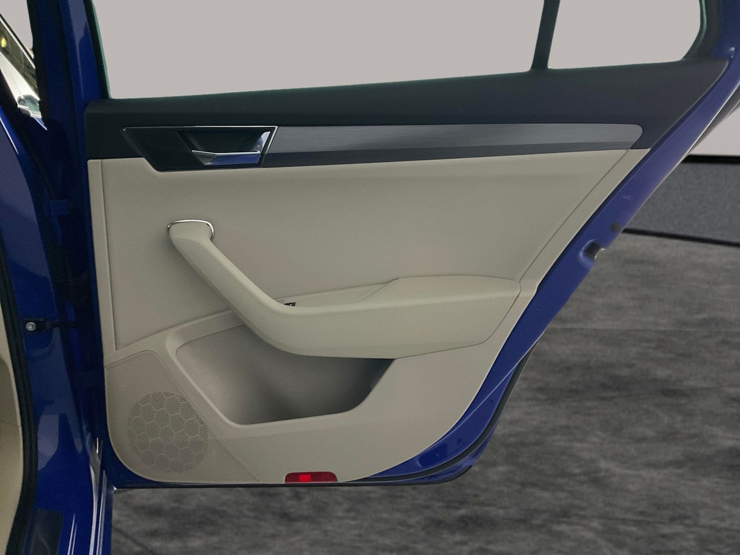 Used Skoda Superb 2021 for sale - 76623997: Photo 32