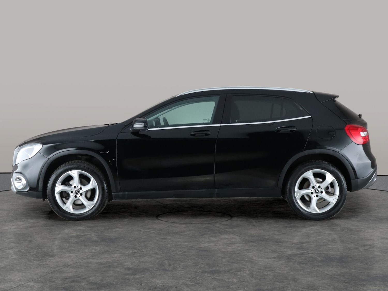 Used Mercedes-Benz GLA 2018 for sale - 76663476: Photo 13