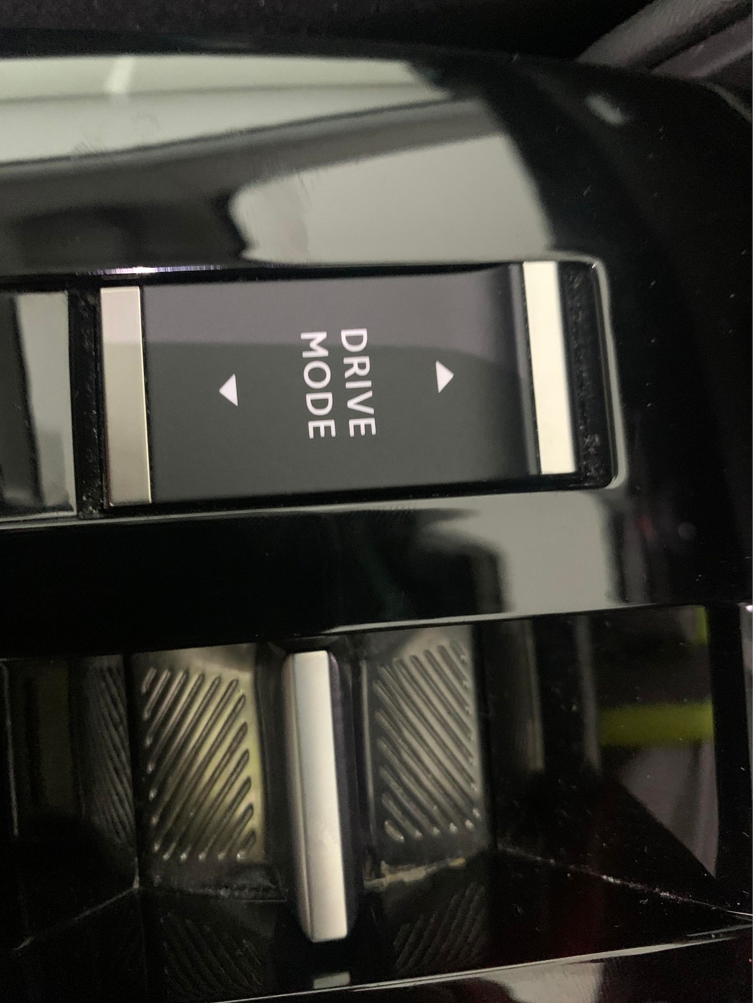 Used Citroen e-C4 2022 for sale - 76707035: Photo 14