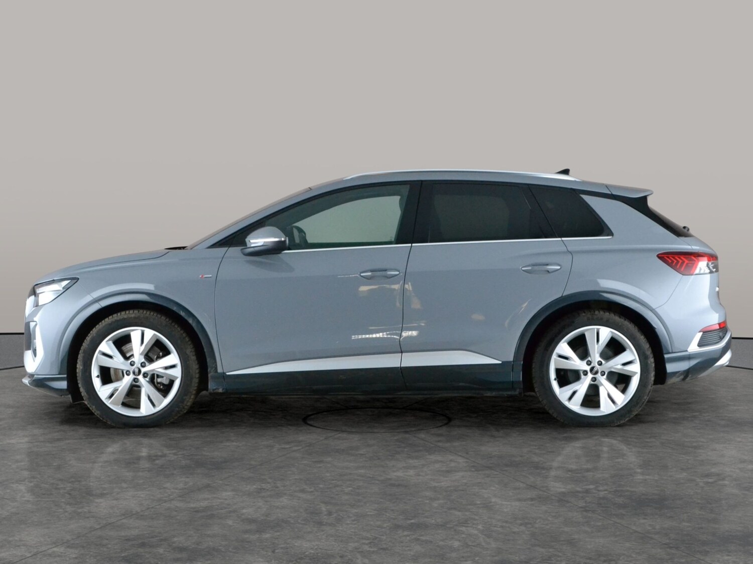 Used Audi Q4 e-tron 2023 for sale - 77995484: Photo 12