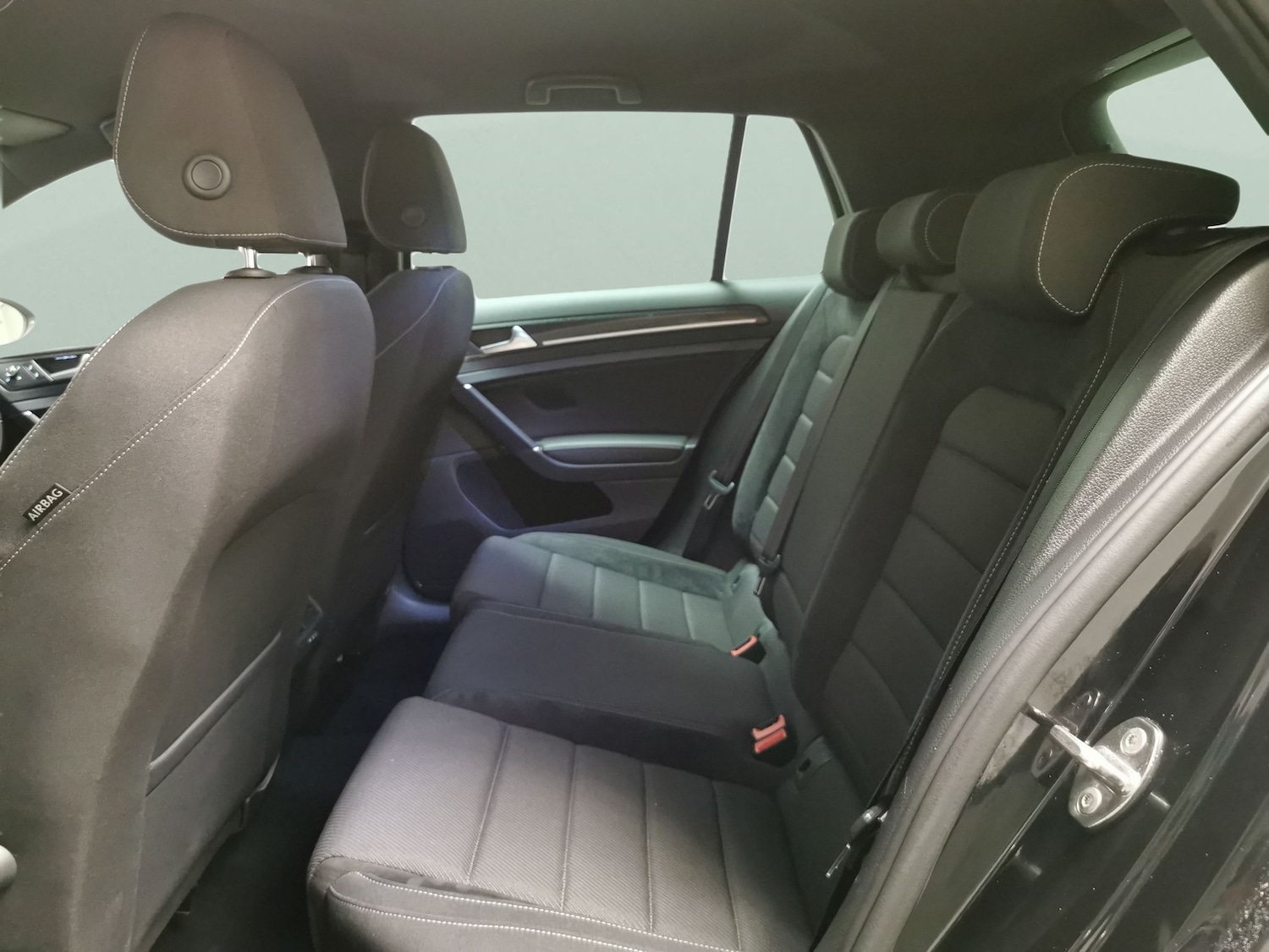 Used Volkswagen Golf 2020 for sale - 76640921: Photo 27