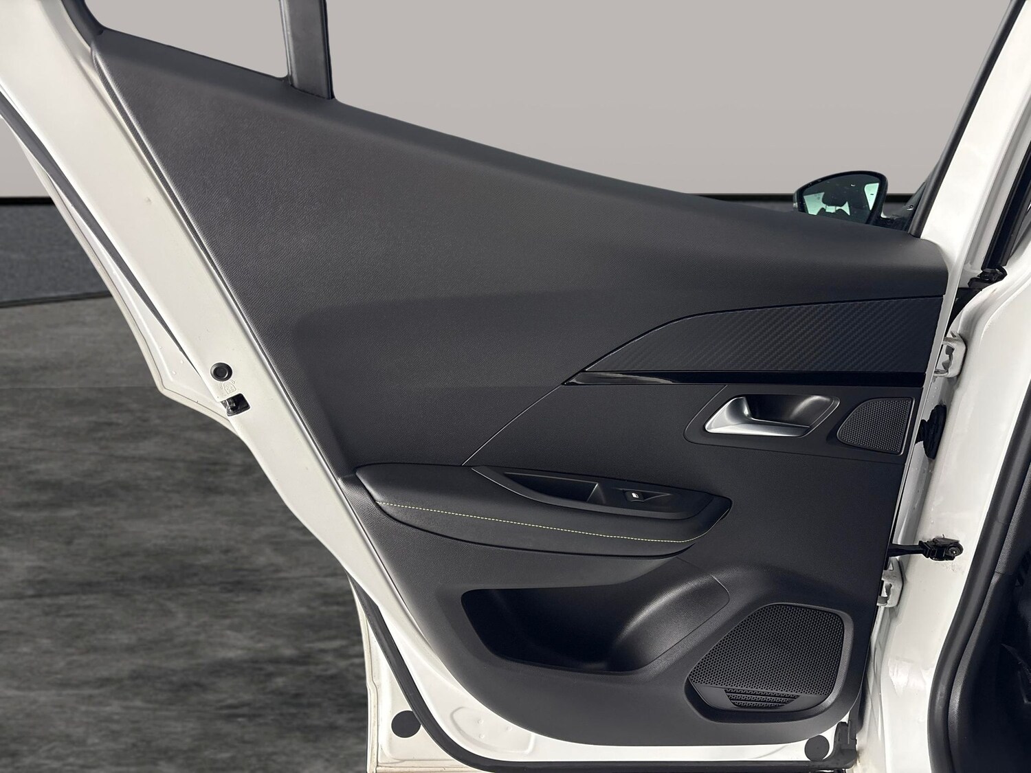 Used Peugeot 2008 2021 for sale - 78219225: Photo 35