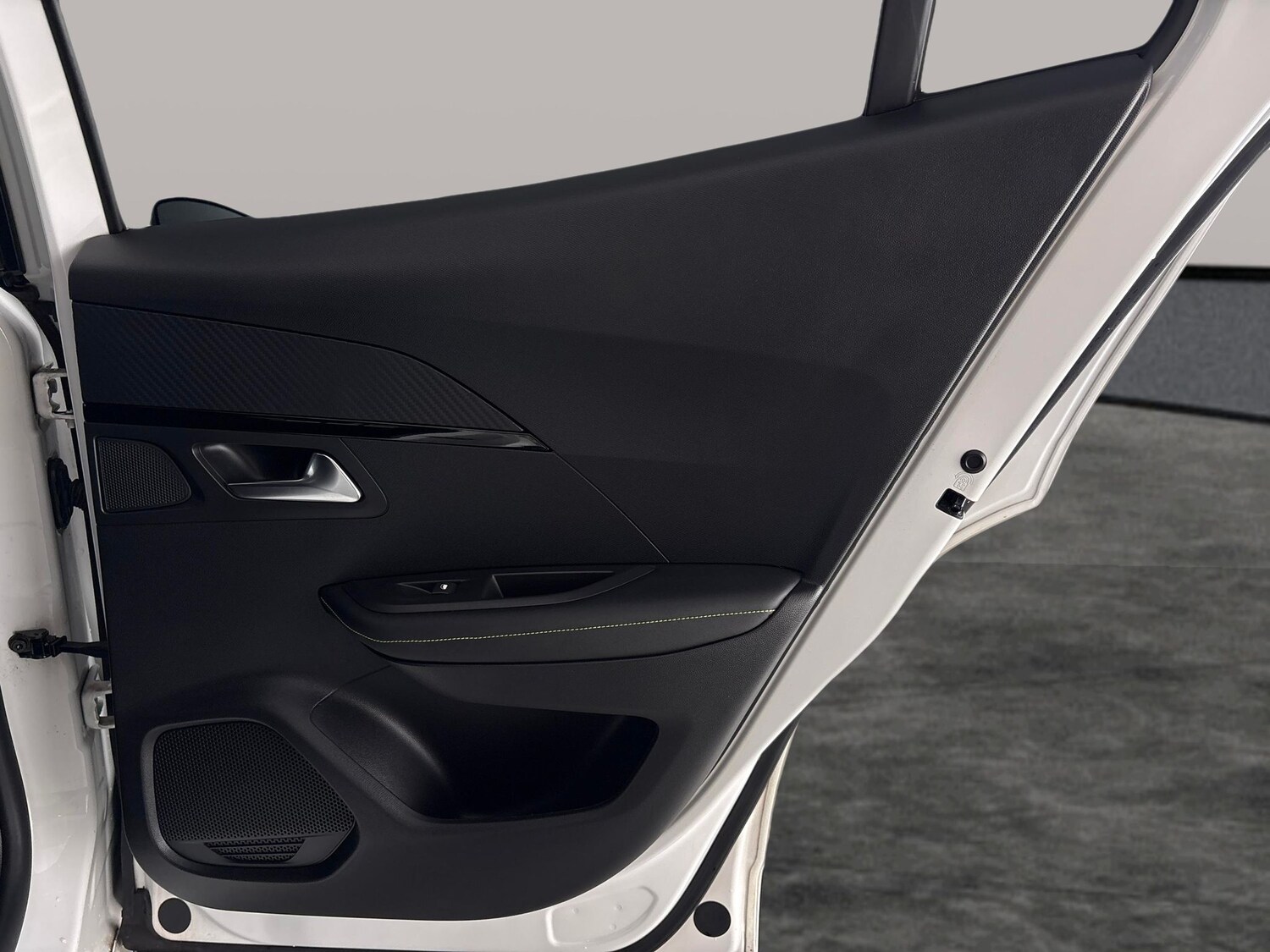 Used Peugeot 2008 2021 for sale - 78219225: Photo 36