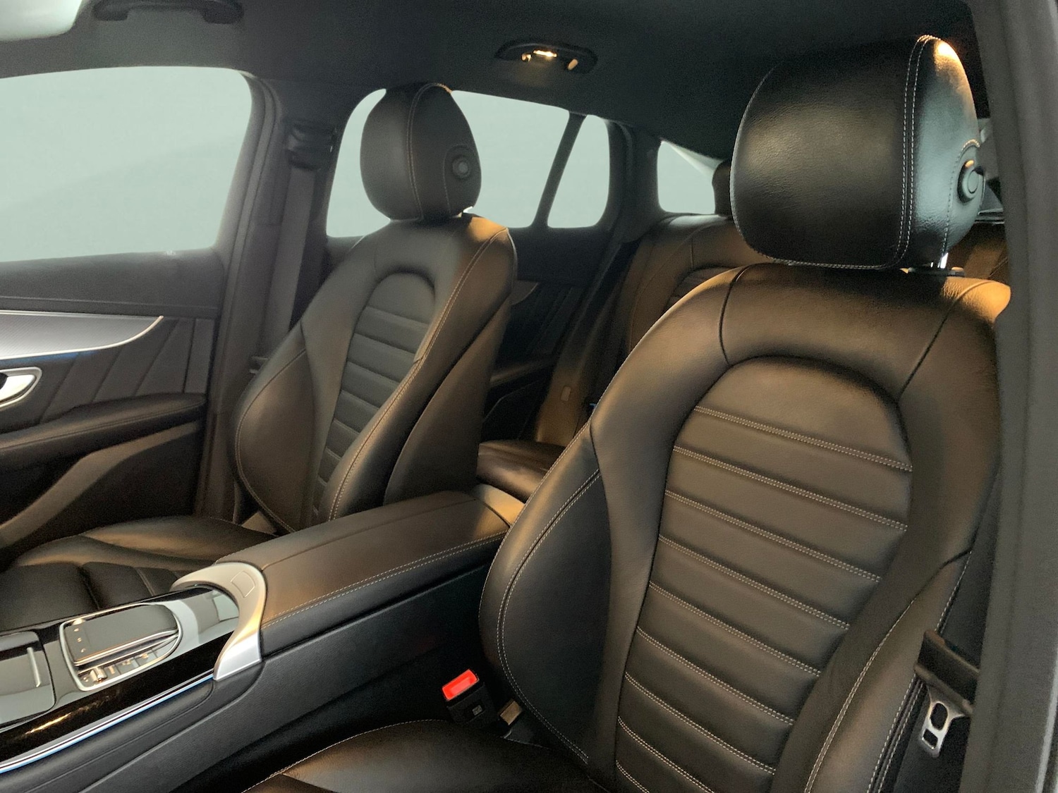 Used Mercedes-Benz EQC 2022 for sale - 76390407: Photo 9