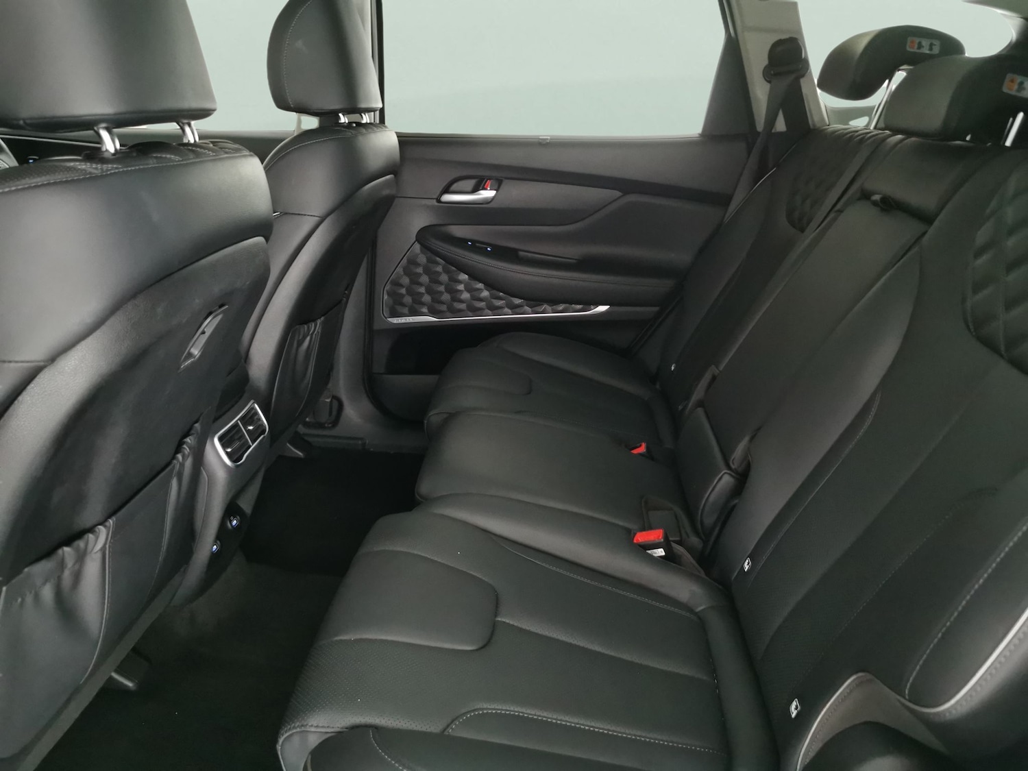 Used Hyundai Santa Fe for sale - 76725321: Photo 33