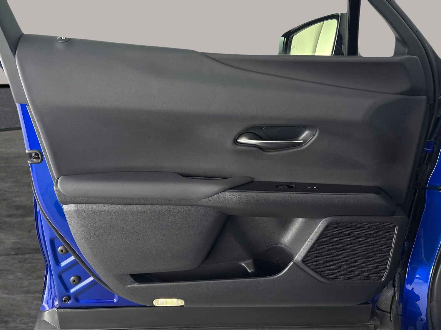 Used Lexus UX 2023 for sale - 77552690: Photo 31