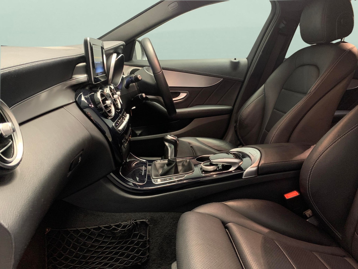 Used Mercedes-Benz C Class 2016 for sale - 77364874: Photo 4