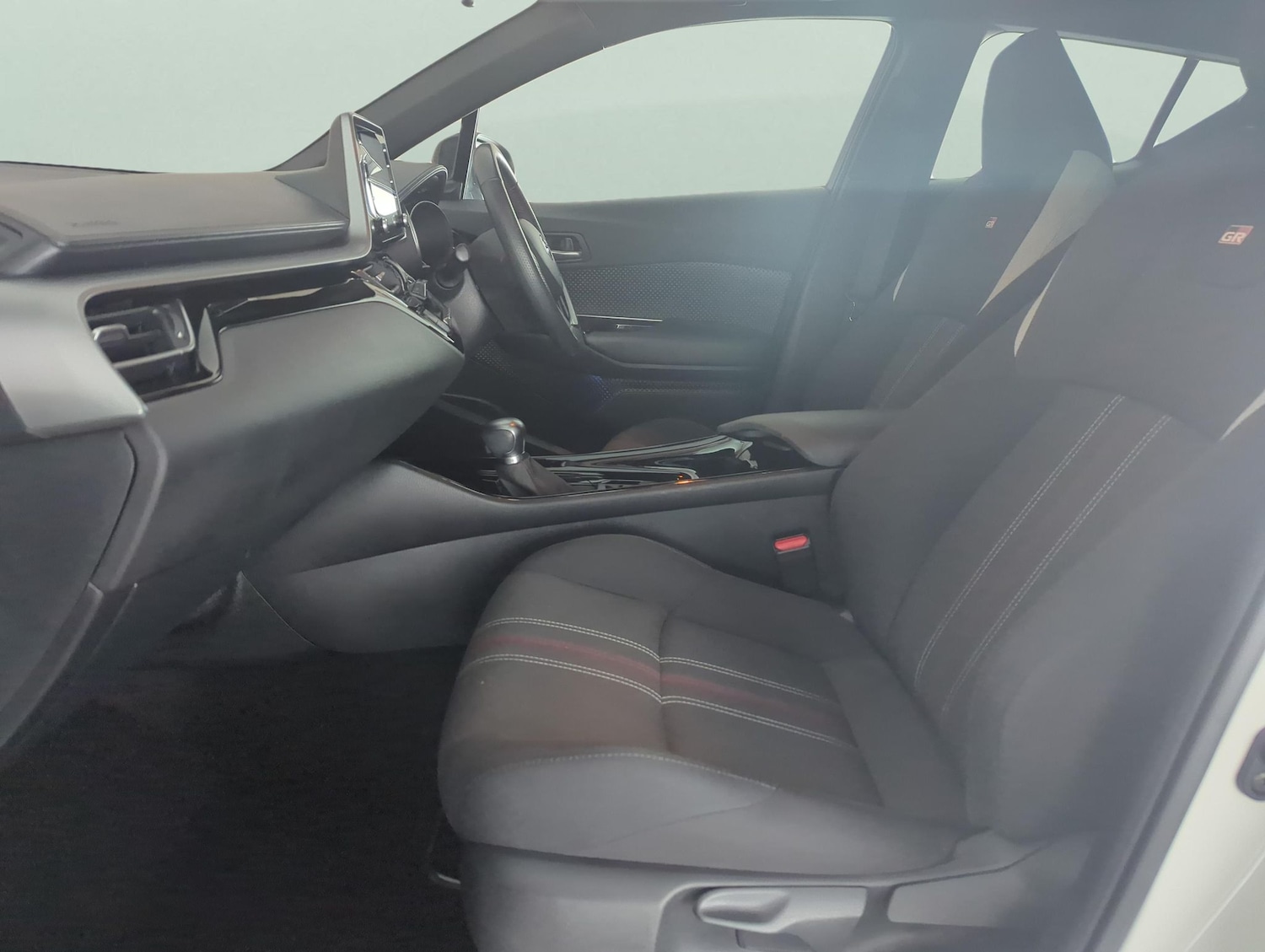 Used Toyota C-HR 2021 for sale - 77706518: Photo 4